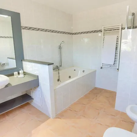 Guaita By 포엔샤 항구